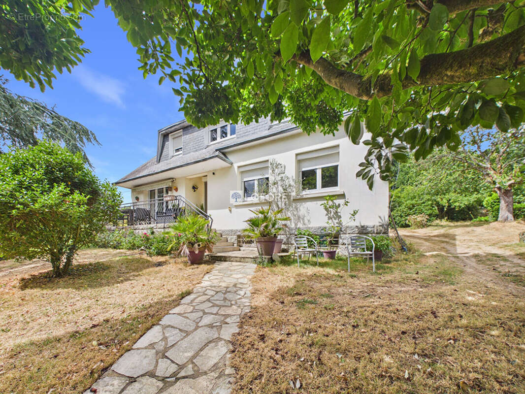 Maison Chateauneuf Du Faou 6 pièce(s) 144 m2 - photo 12