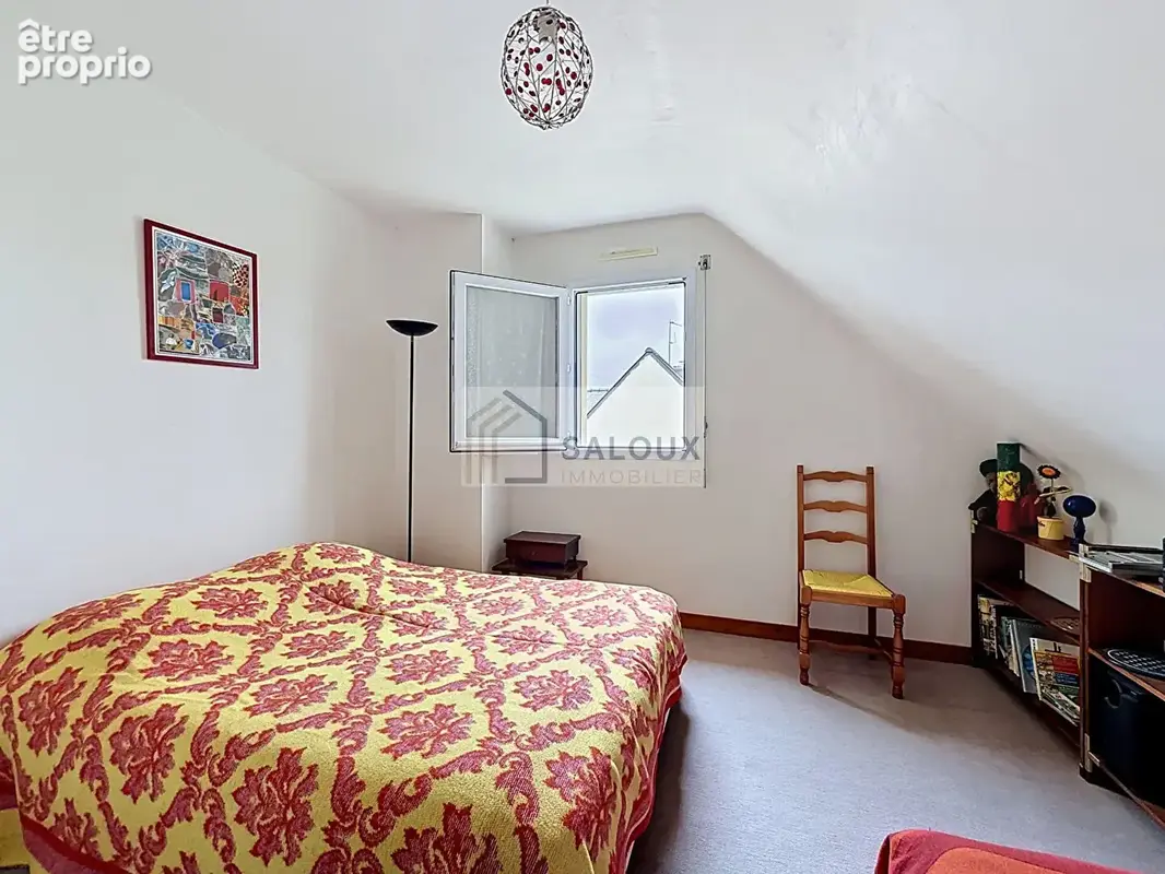 Noyal-Muzillac - centre bourg, Maison T5 de 119 m² - photo 13