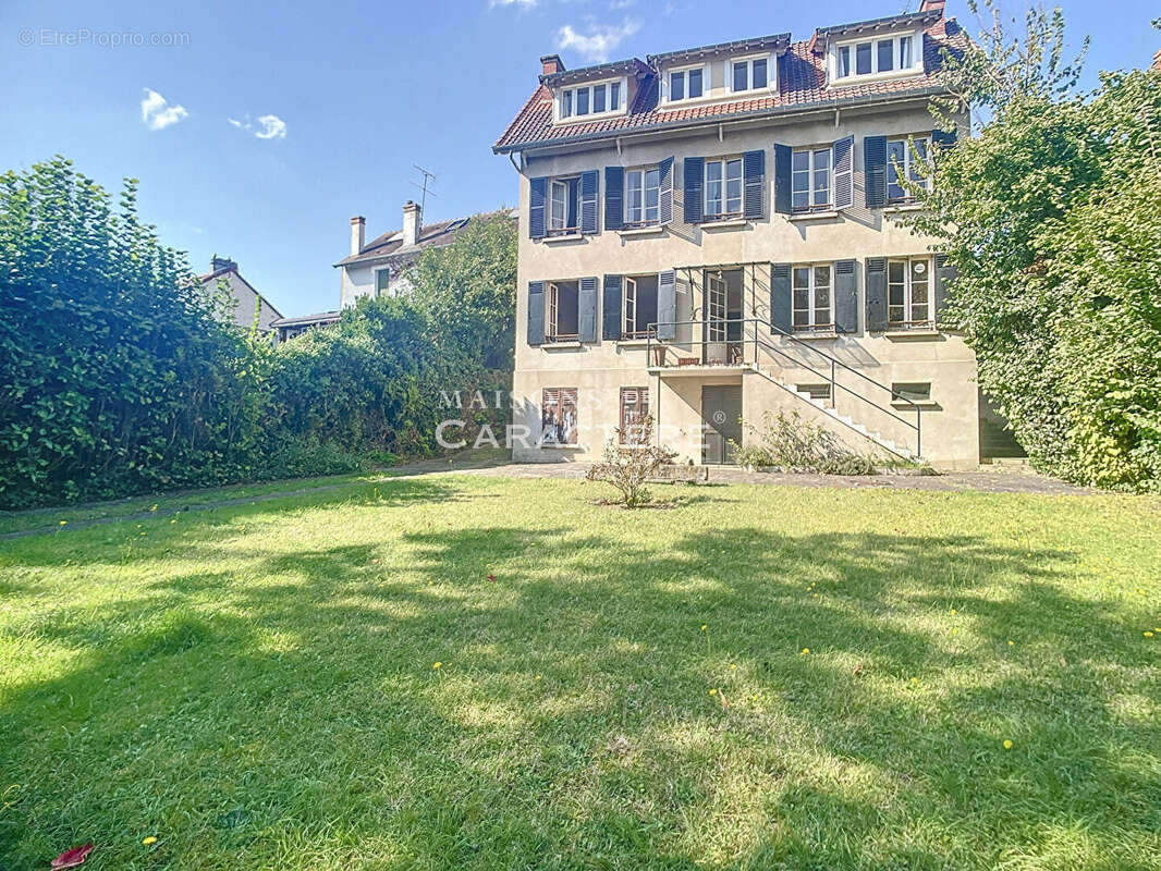 Maison à VERNEUIL-SUR-SEINE