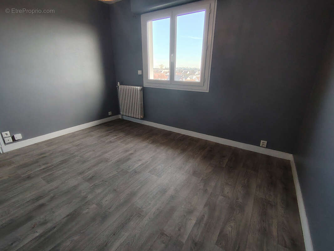 Appartement à MONDEVILLE