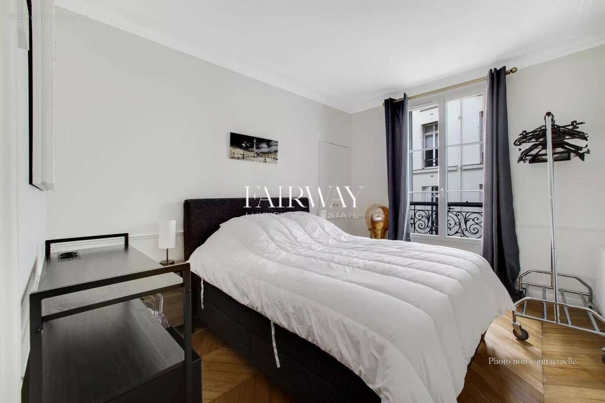 Appartement à PARIS-8E