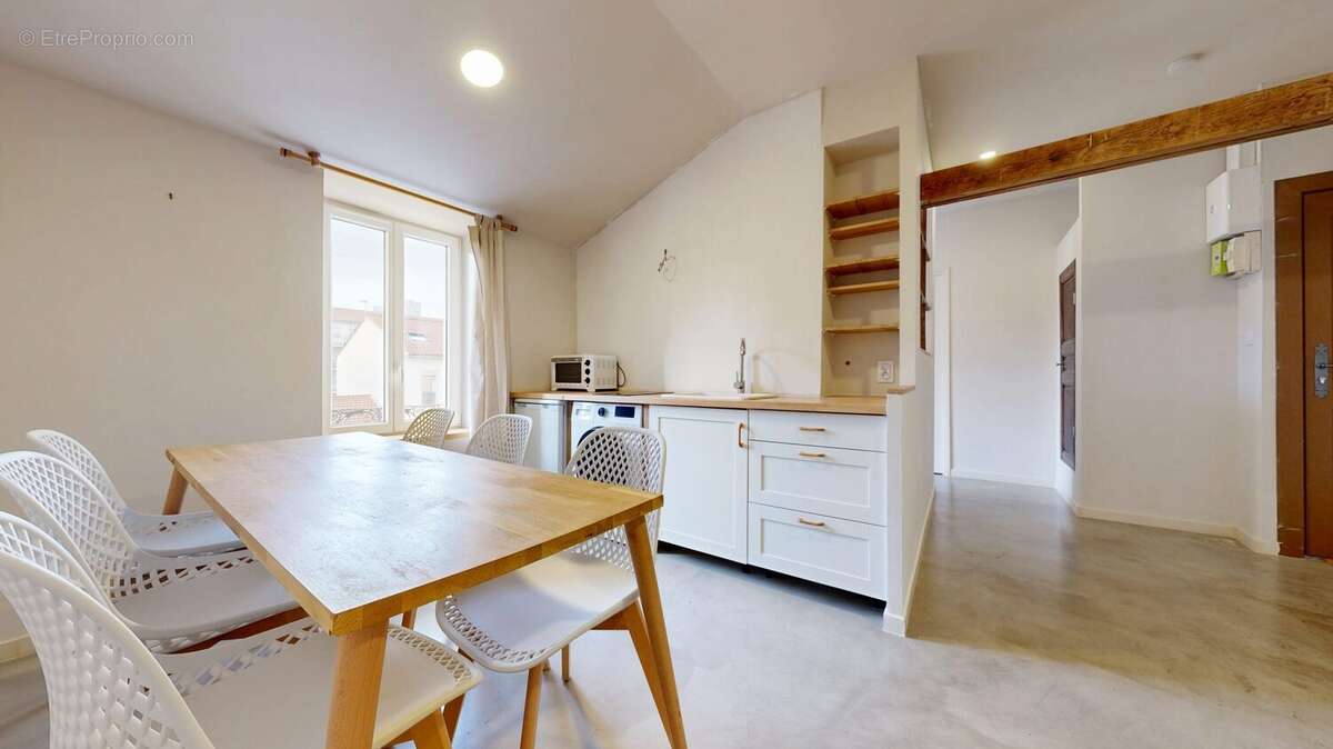 Appartement à VILLEURBANNE