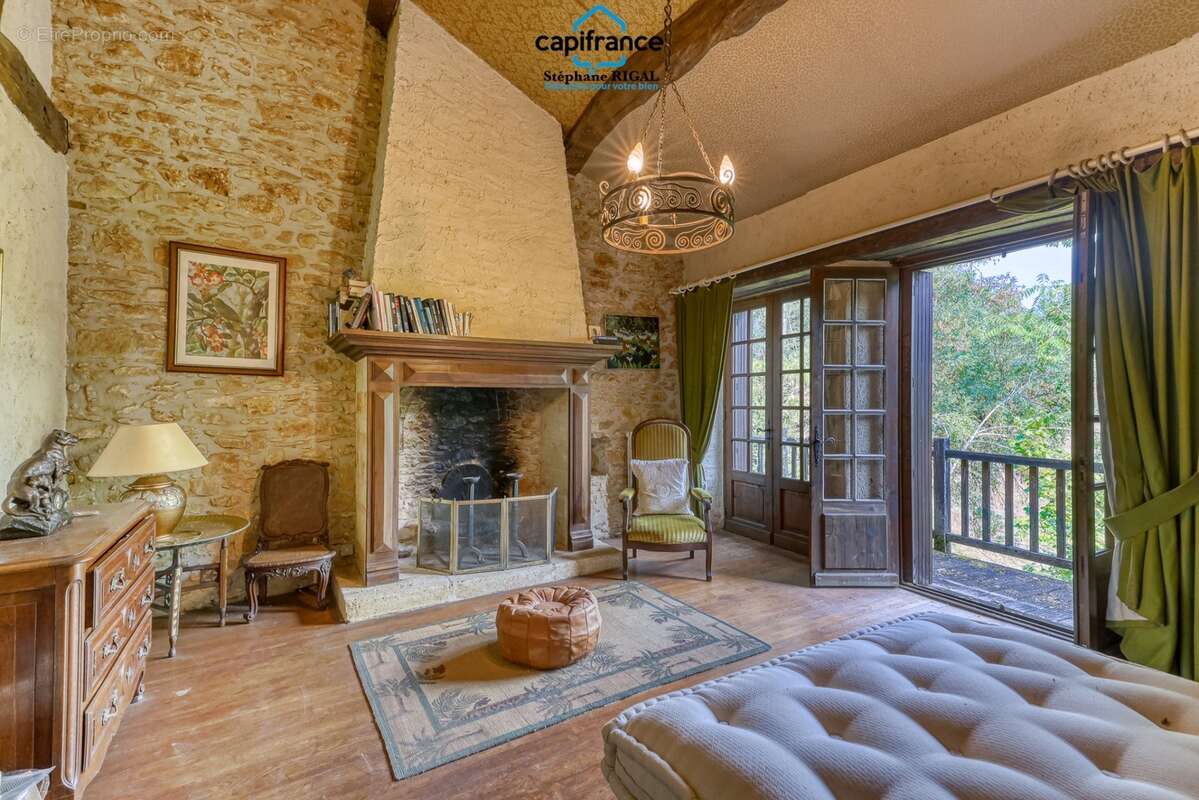Propriete à vendre 11 pièces CUZORN (47), Propriété de caractère de 280 m² avec piscine et 1,3 hectare - photo 14