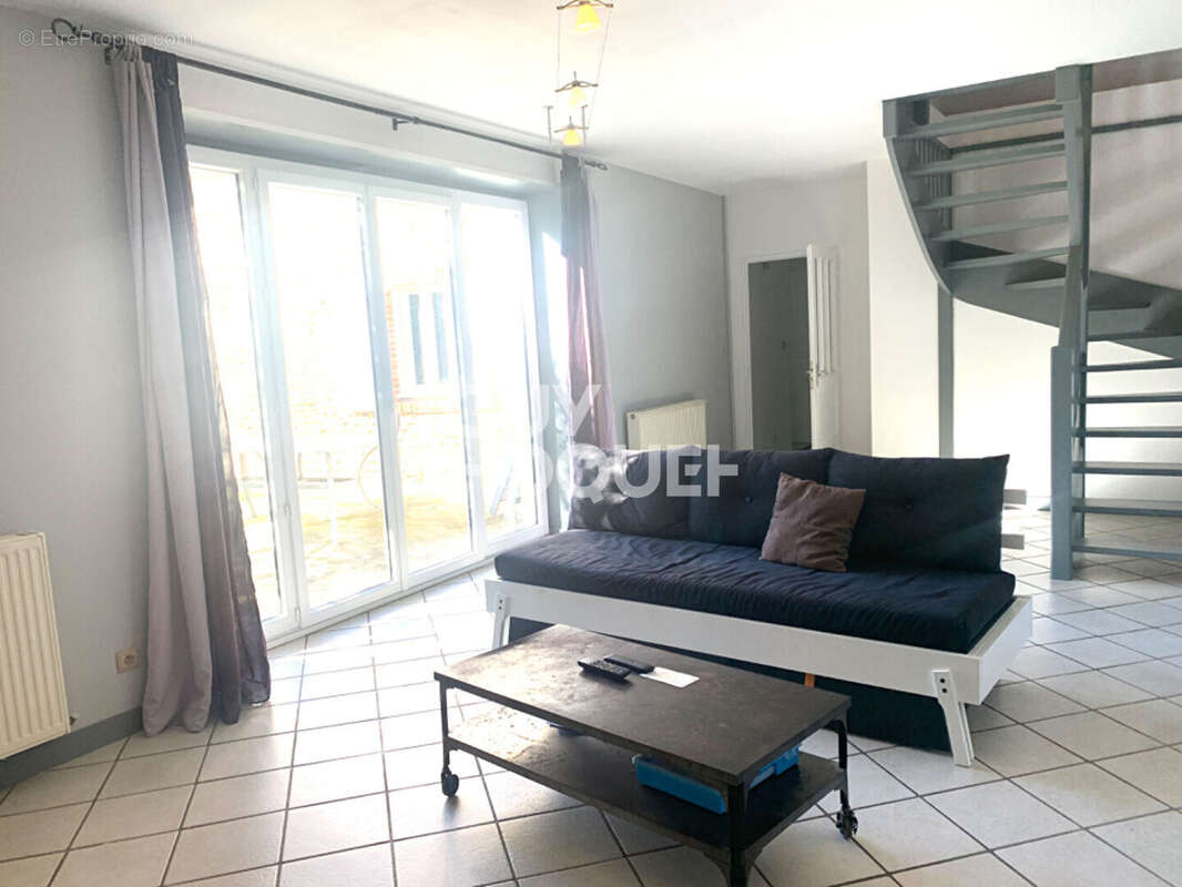 Maison à LABASTIDE-CEZERACQ