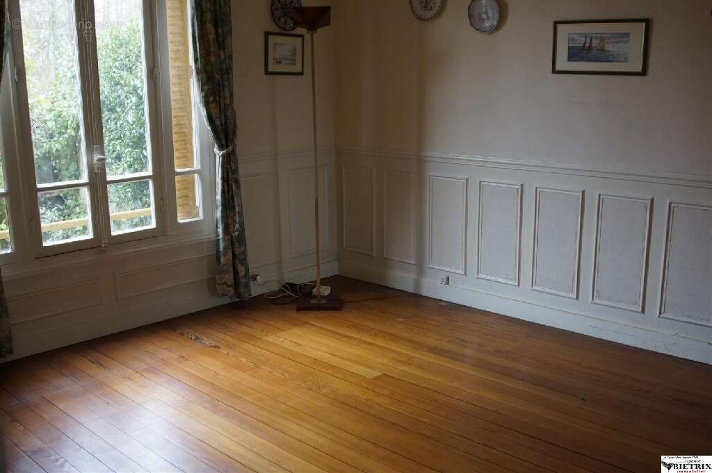 Maison à VALMONDOIS