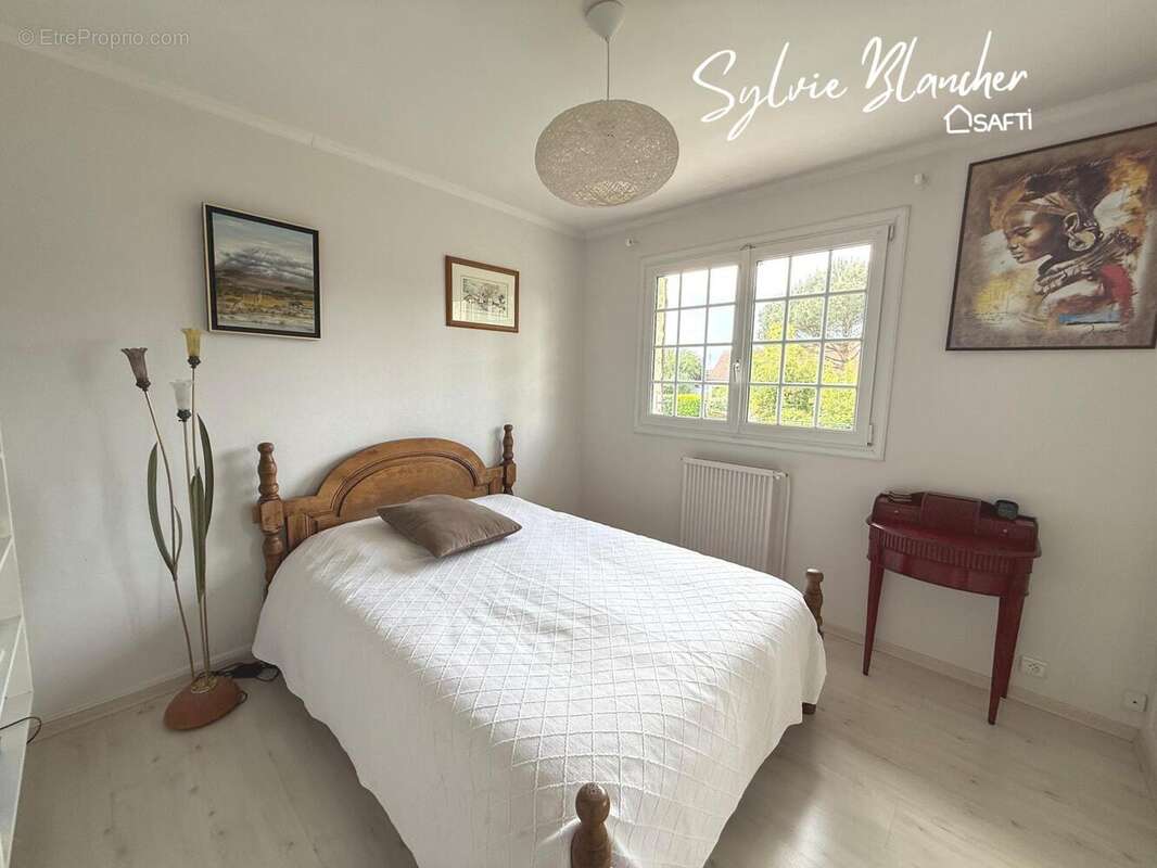 Maison 175 m² à Fontaine-Etoupefour  - photo 7