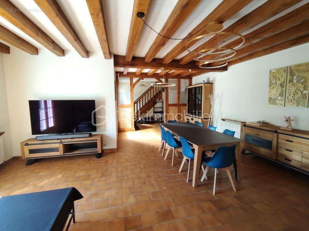 maison 230 m² 10 pièces - photo 7