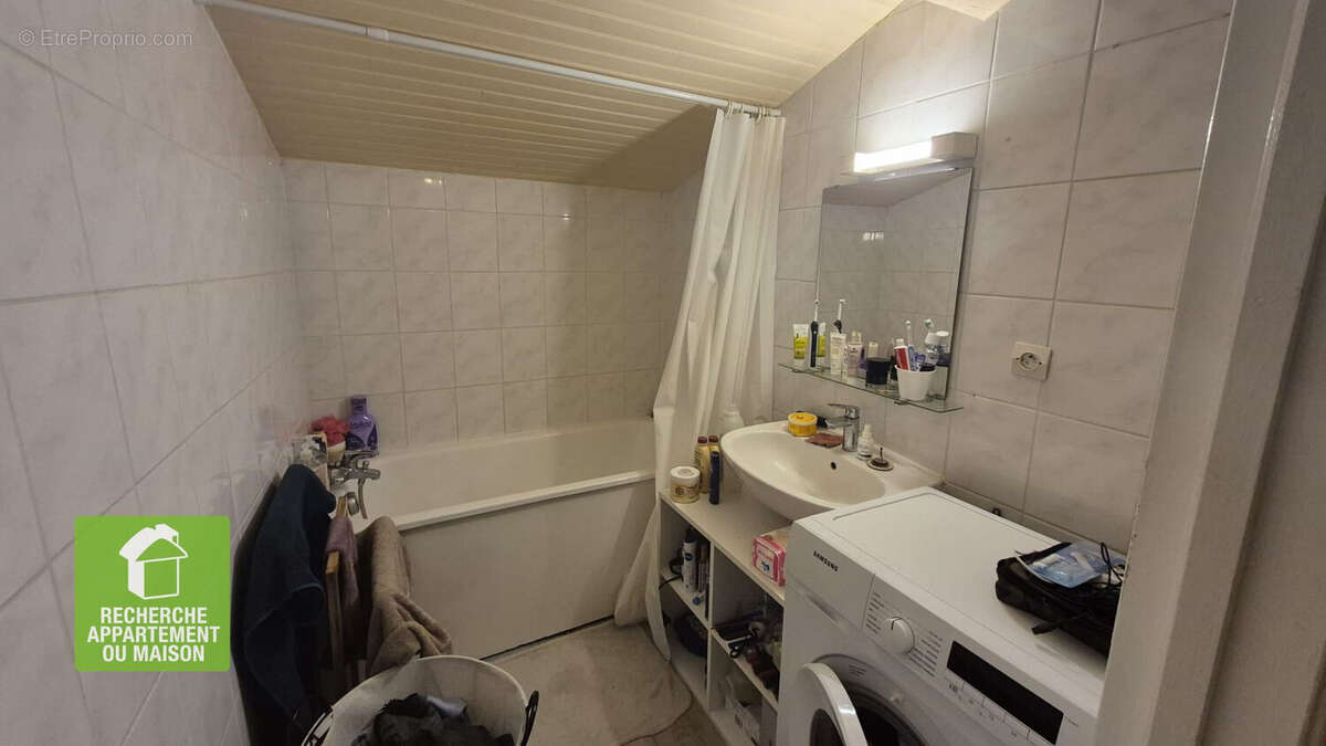 Appartement à CHAVANOZ