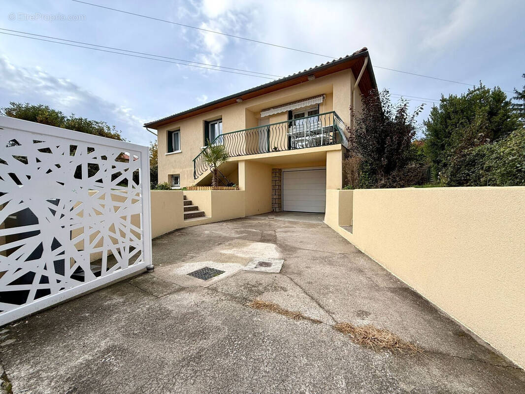 Maison à CEBAZAT