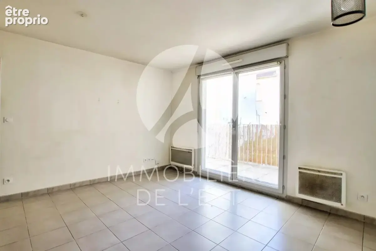 T2 - LYON 8e - 44m² - photo 3