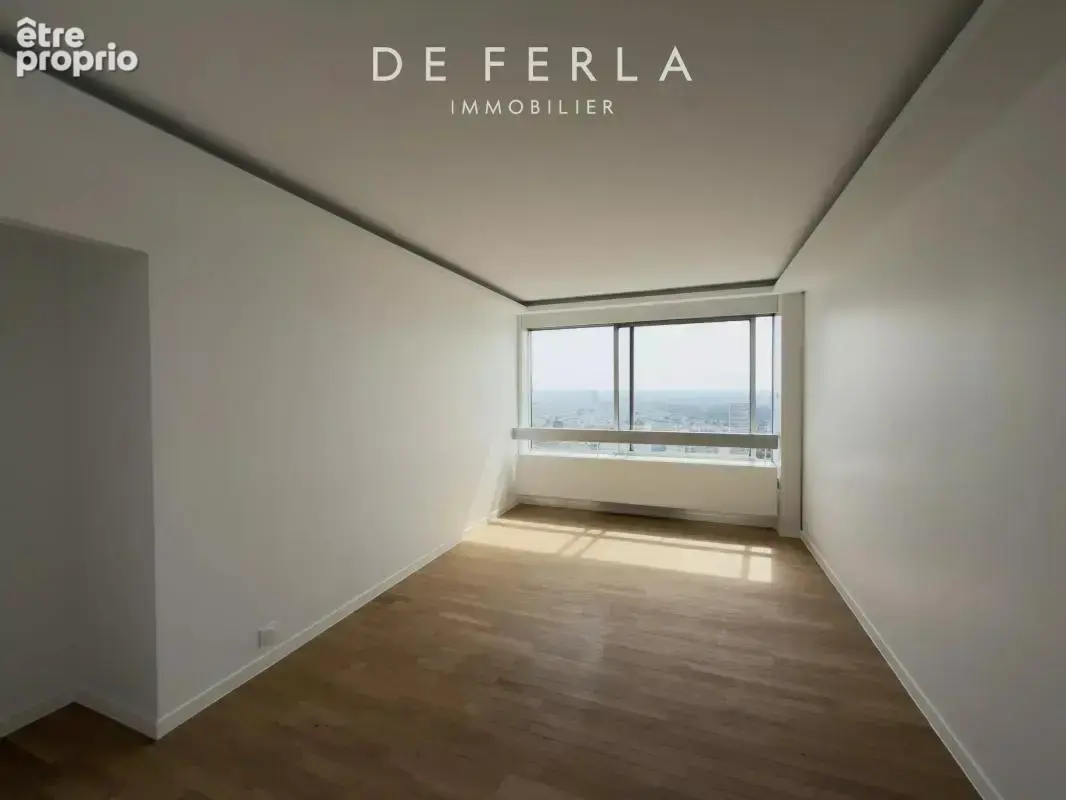 Appartement familial 5 pièces au 40ᵉ étage avec vue panoramique sur Paris - photo 2