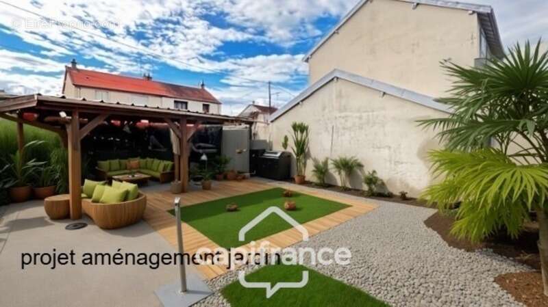 Maison à VARENNES-VAUZELLES