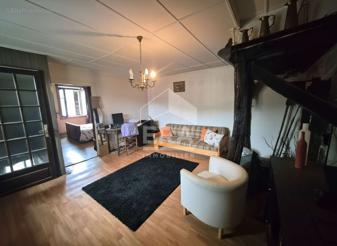 Maison à ORNANS