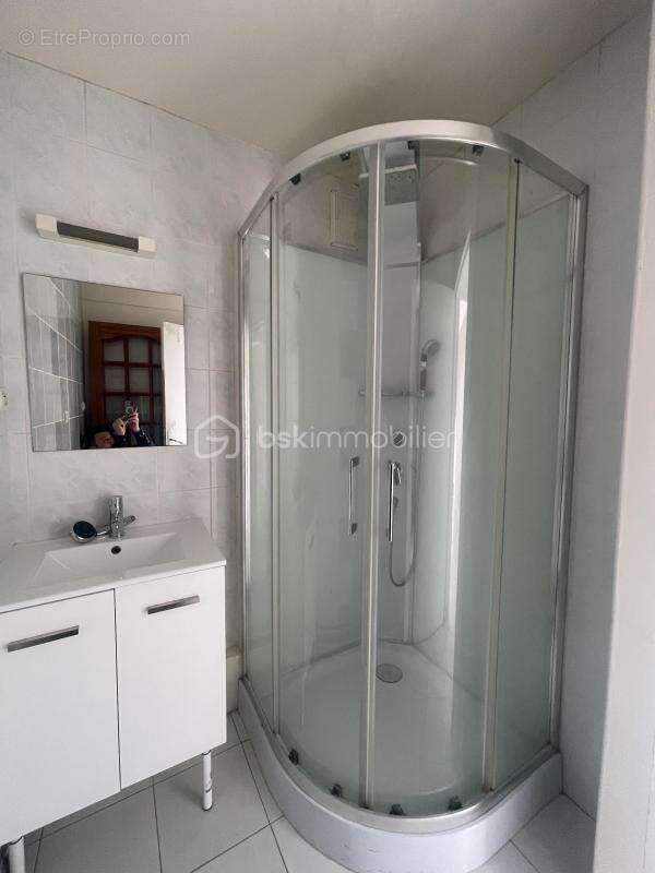 F3 appartement sécurisé - photo 8
