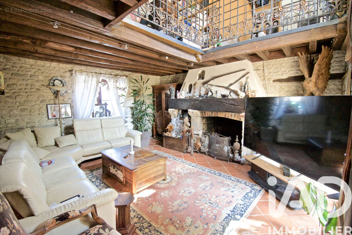 Photo 6 - Maison à SERMAISES