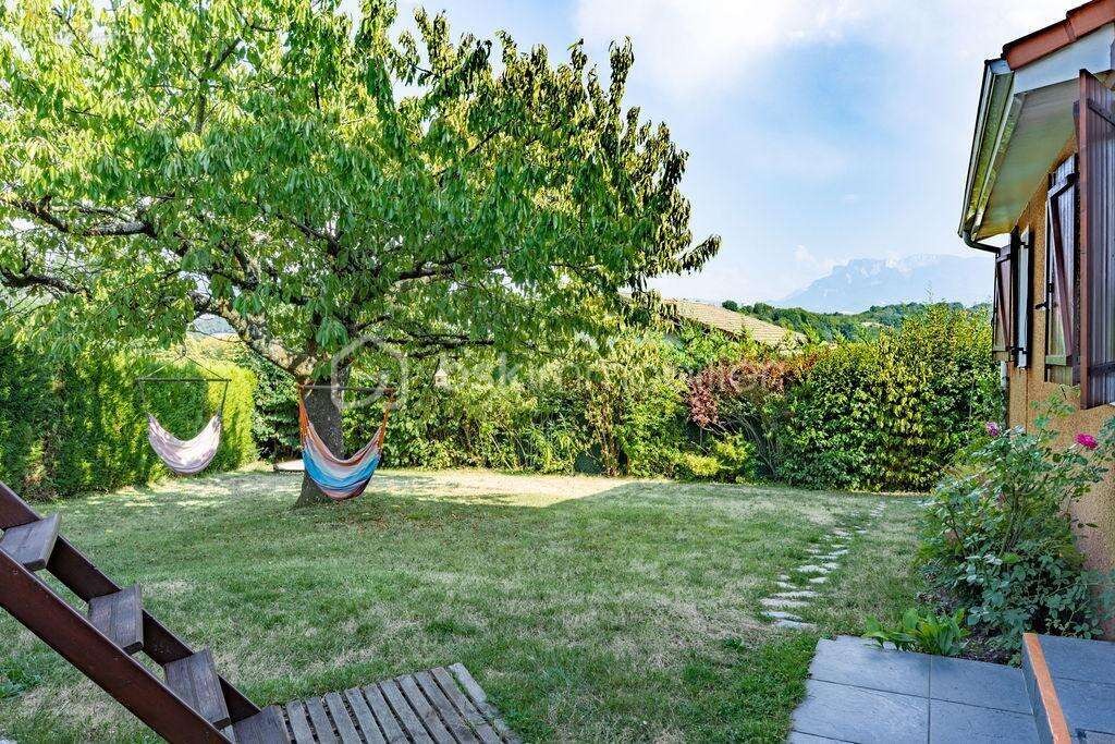 Maison Familiale de 125m² sur les hauteurs de Renage, au calme, dans un cadre verdoyant ! - photo 18