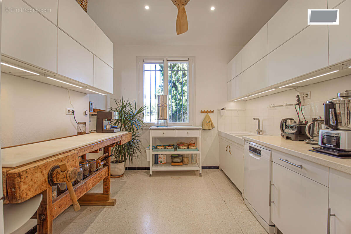 Maison à LE CASTELLET