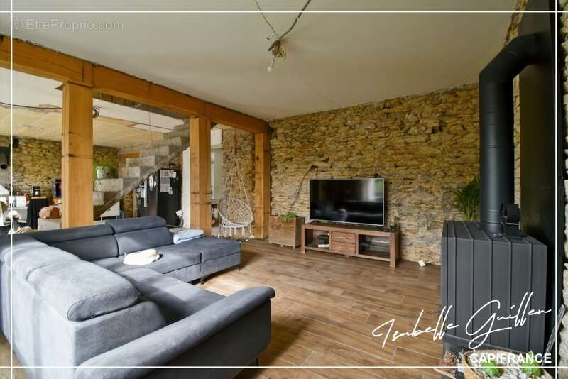 Maison à SAINT-SATURNIN