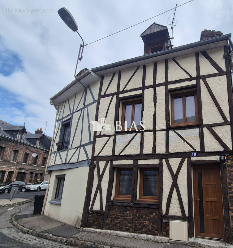 Maison à DARNETAL