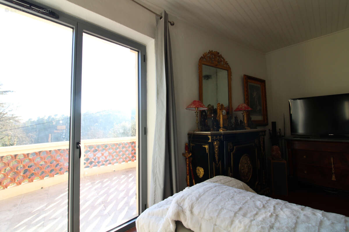 Maison à SAINT-CHRISTOL-LES-ALES