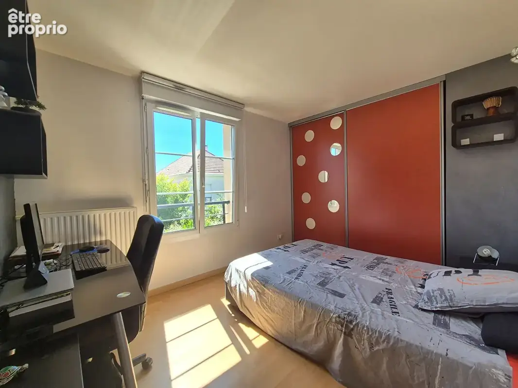 Maison Montigny Le Bretonneux 6 pièce(s) 136 m2 - photo 8