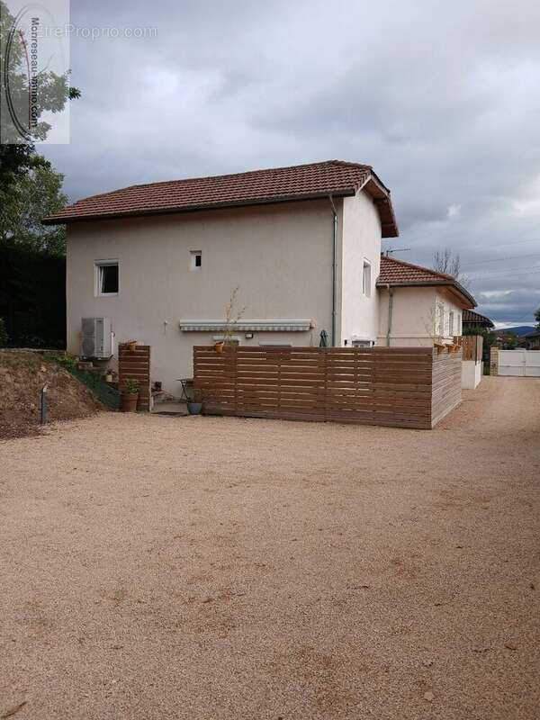 Maison à CLUNY