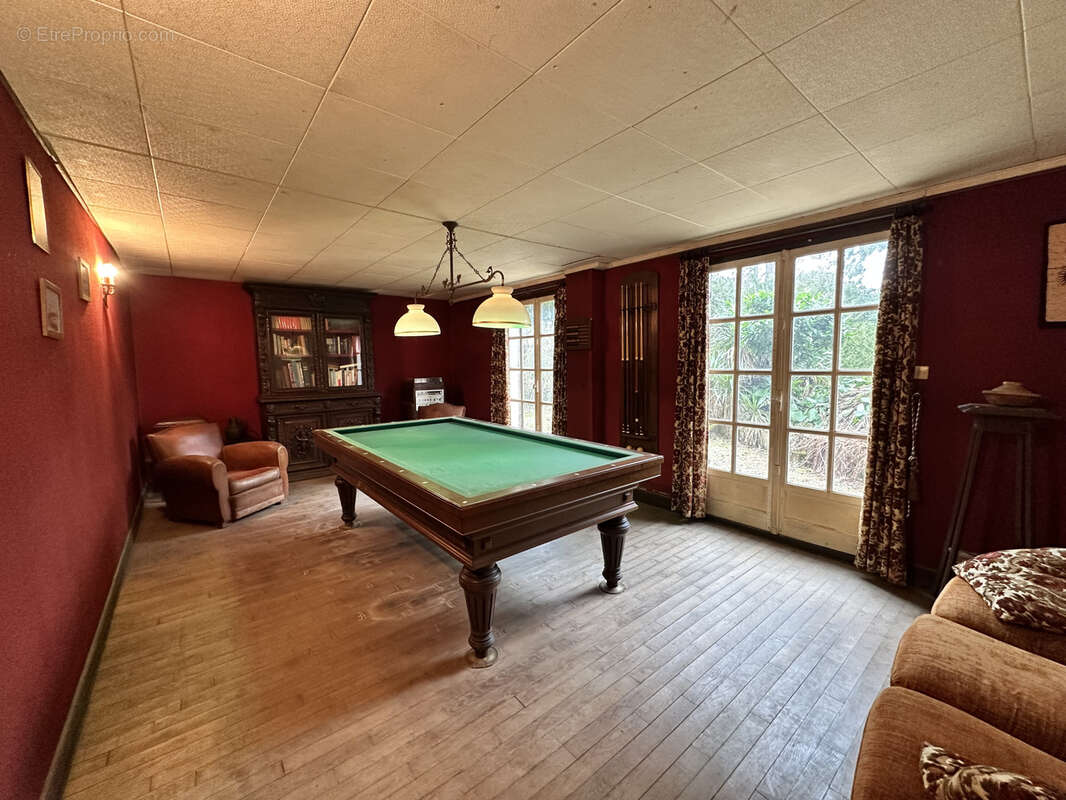 Maison à SAINT-REMY-LES-CHEVREUSE