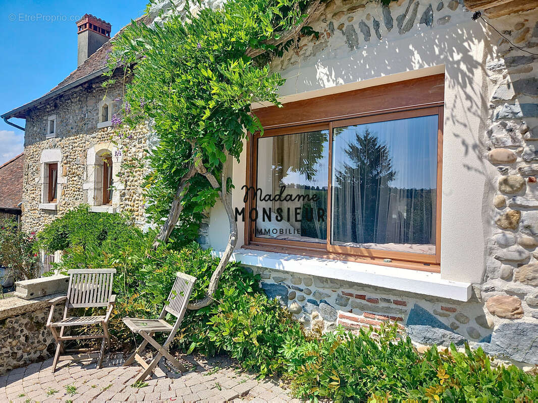 Maison à LA TOUR-DU-PIN