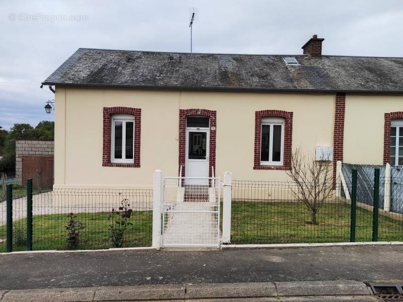 Maison à LA FERRIERE-AUX-ETANGS