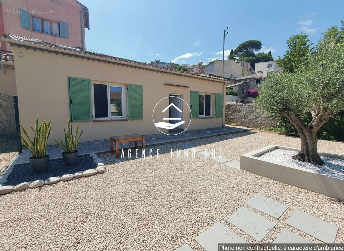 Maison à CAGNES-SUR-MER