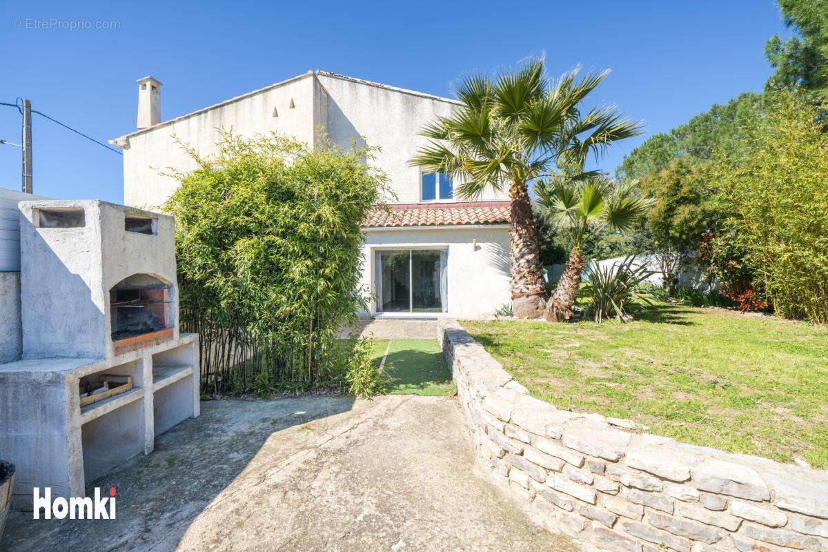 Maison à LE CRES