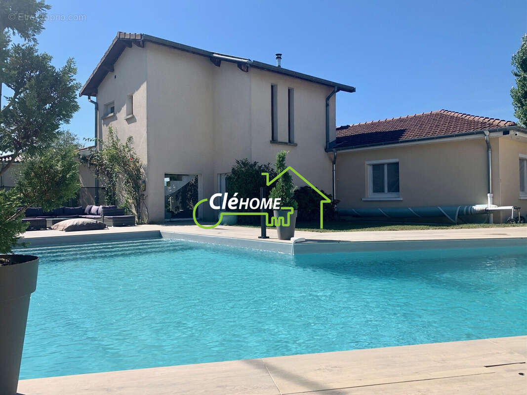 Maison à SAINT-GERMAIN-SUR-L&#039;ARBRESLE