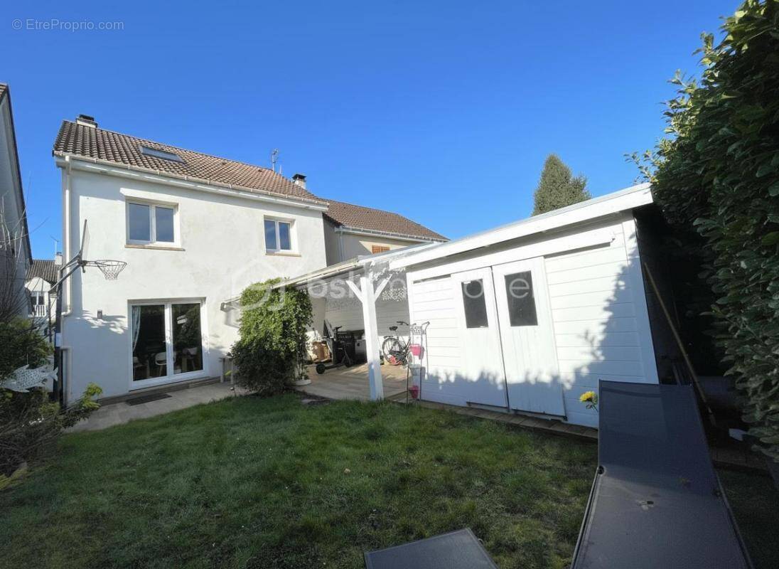 Maison à VILLEPREUX