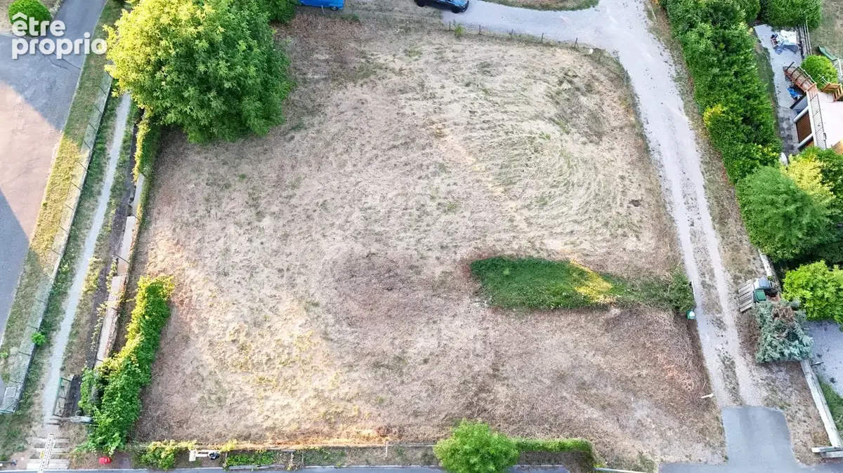 Terrain 1 000 m² à vendre à Neuvecelle (74500) - photo 2