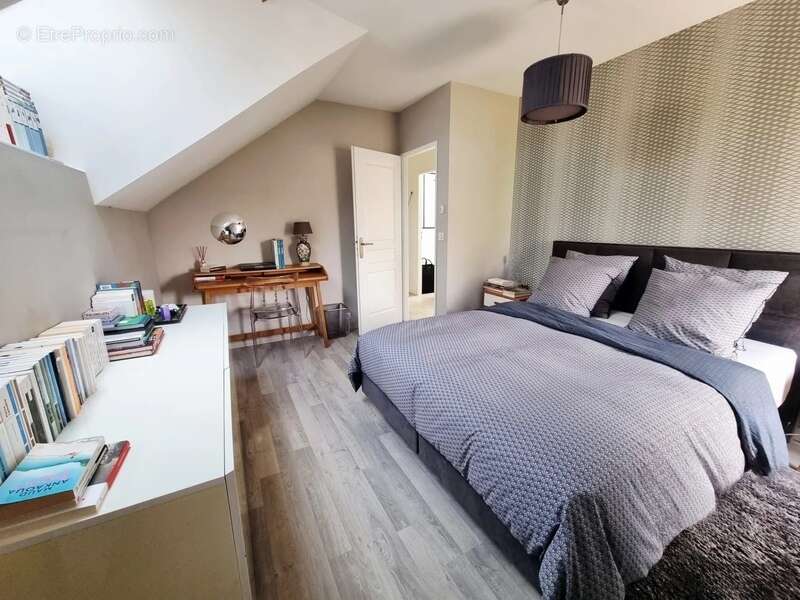 Maison à LE GUE-DE-LONGROI