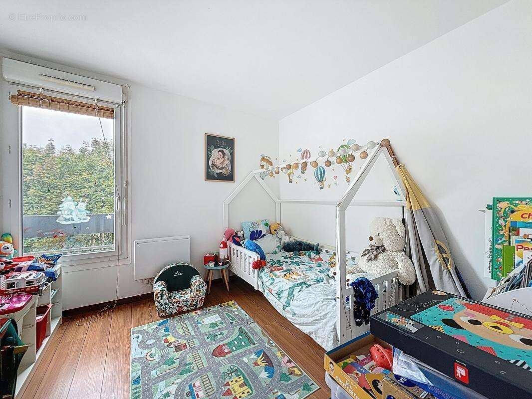 Appartement à MONTIGNY-LE-BRETONNEUX