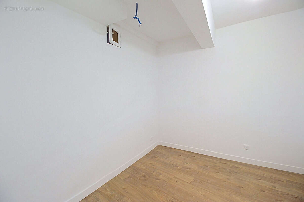 Appartement à LORGUES