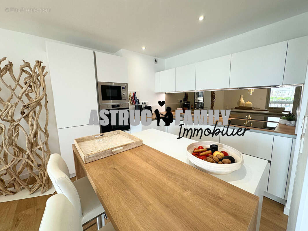 Appartement à MAUGUIO