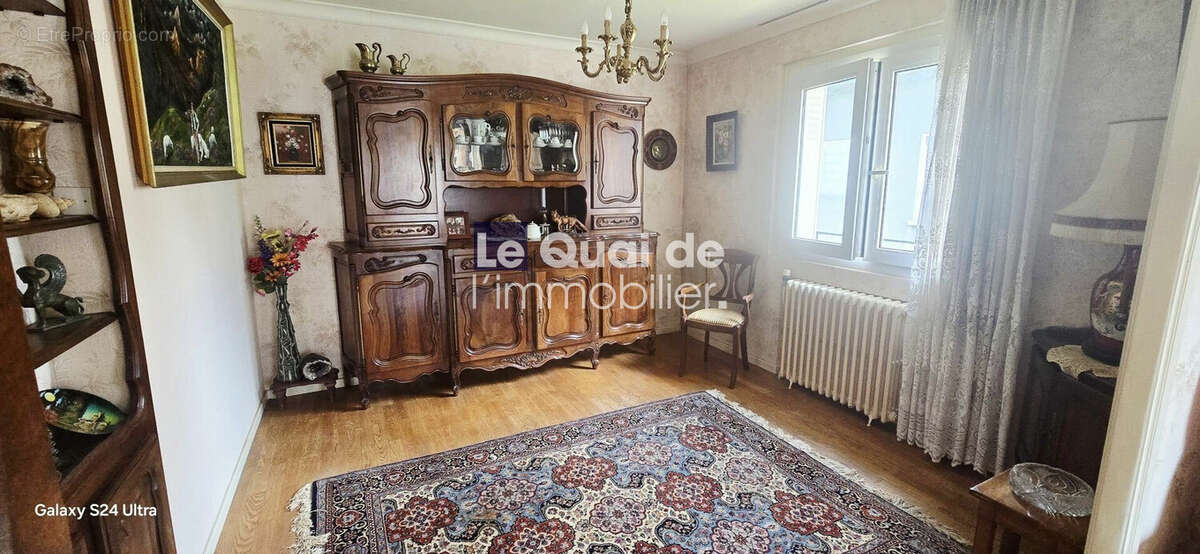 Maison à SAINT-EGREVE