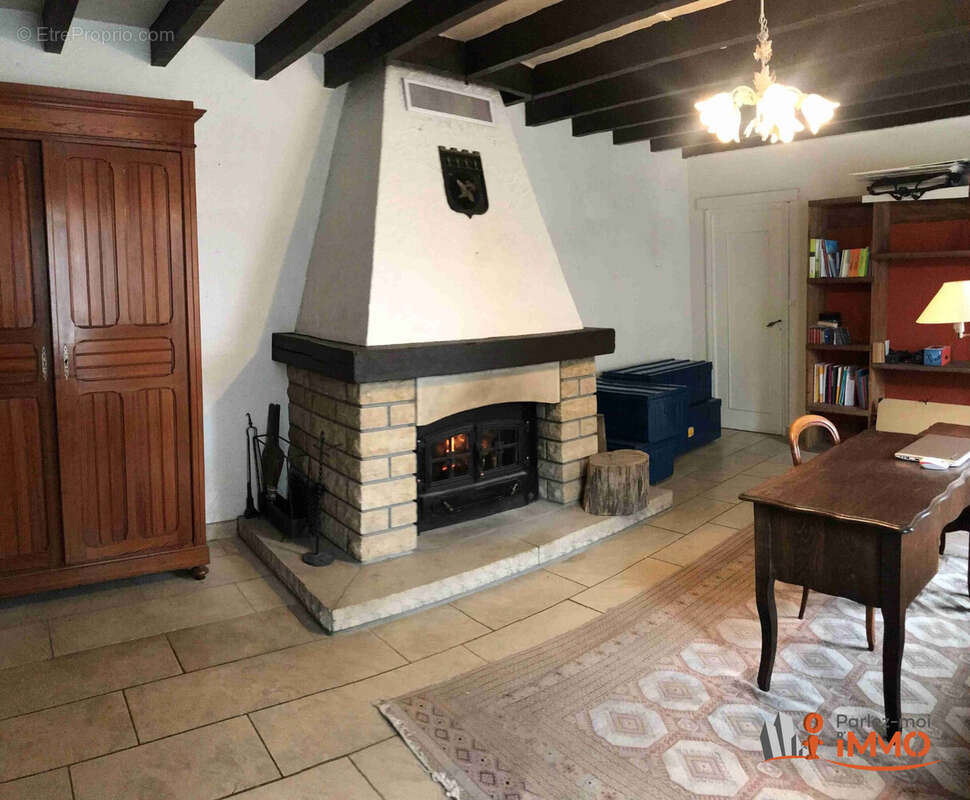 Maison à SOUGERES-EN-PUISAYE