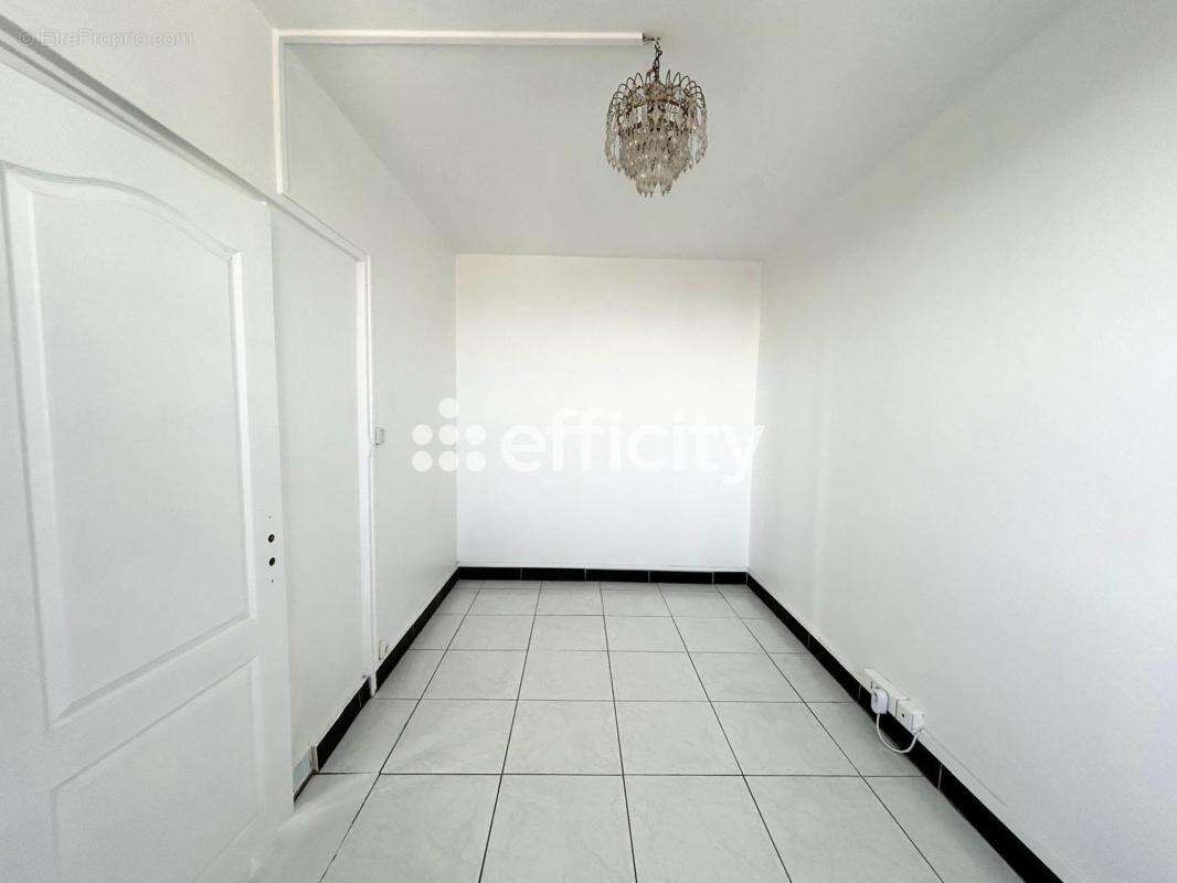 Appartement à BONDY