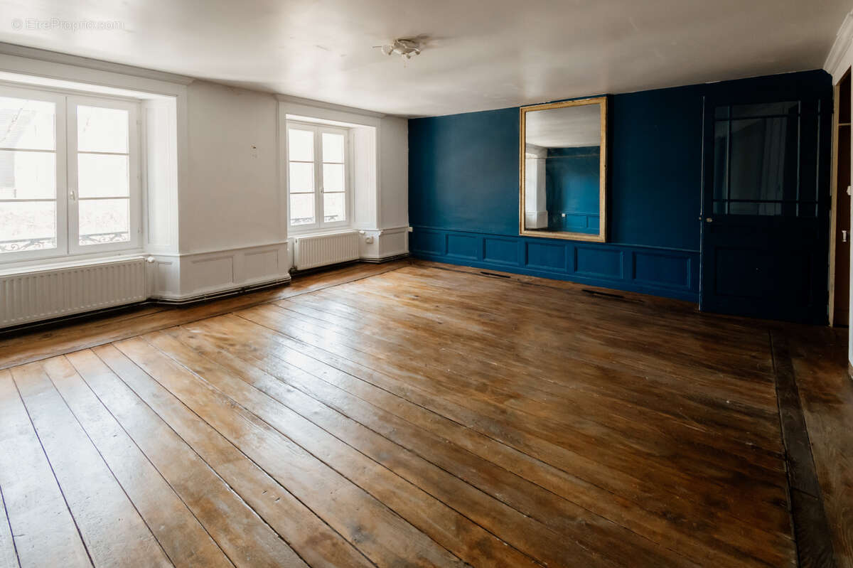 Appartement à JOUGNE