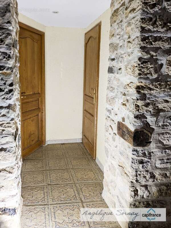 Maison à SAINT-JULIEN