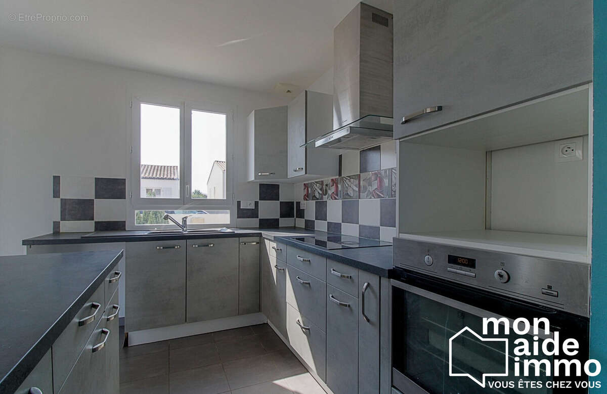 Maison 111 m² à Cire-D'aunis  - photo 2