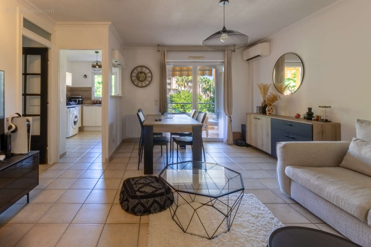 Appartement a deux pas de la mer, résidence sécurisé, parking & ascenseur - photo 3