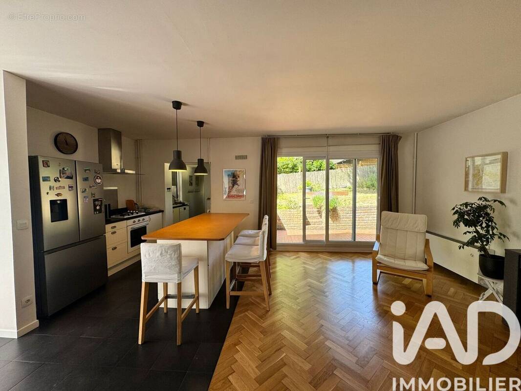 Photo 1 - Maison à BRUYERES-LE-CHATEL