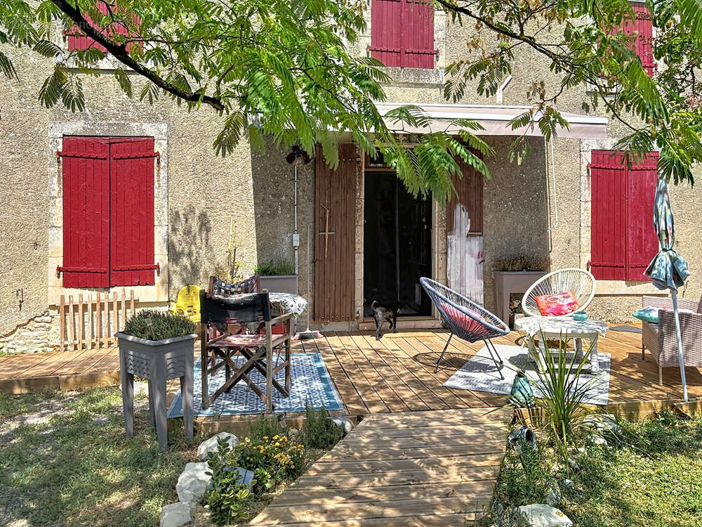 Maison à LA RONDE