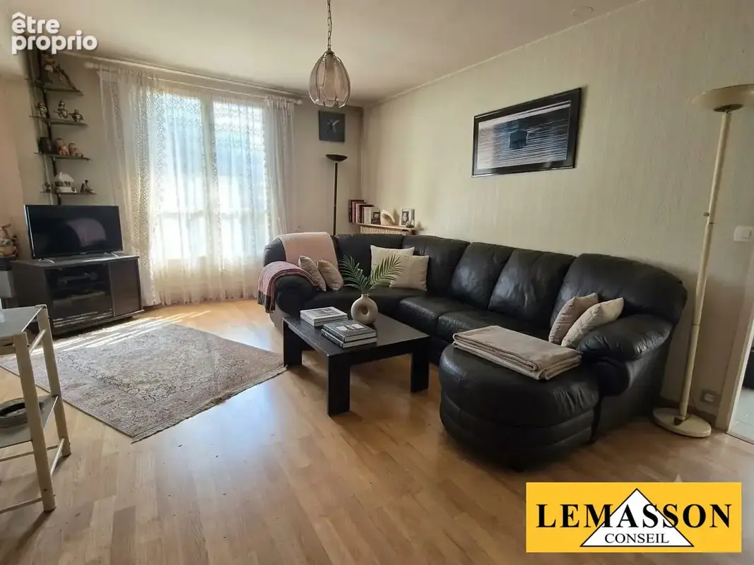 Maison 4 pièces 75 m² à vendre à Bobigny (93000) - photo 2