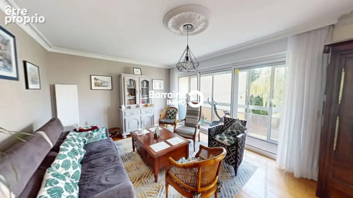 A Vendre Brest Petit Kerzu Appartement T6 98M² 3 Chambres Ascenseur Balcons Exposition Sud - photo 6