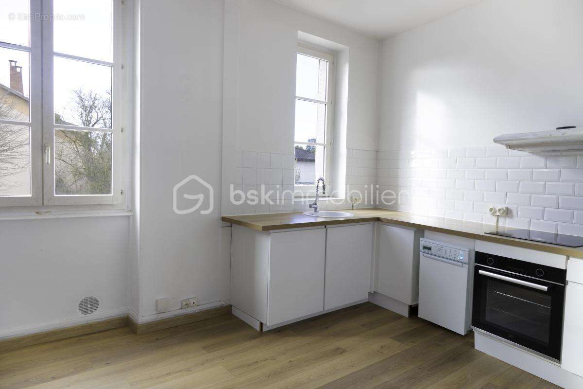 Appartement à TASSIN-LA-DEMI-LUNE